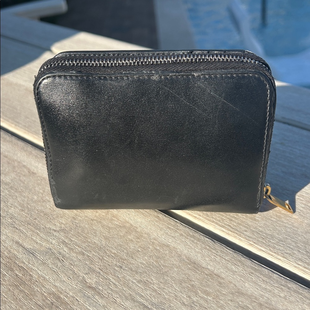 Saint Laurent (YSL) Black Leather Compact Wallet - Picture 3 of 9